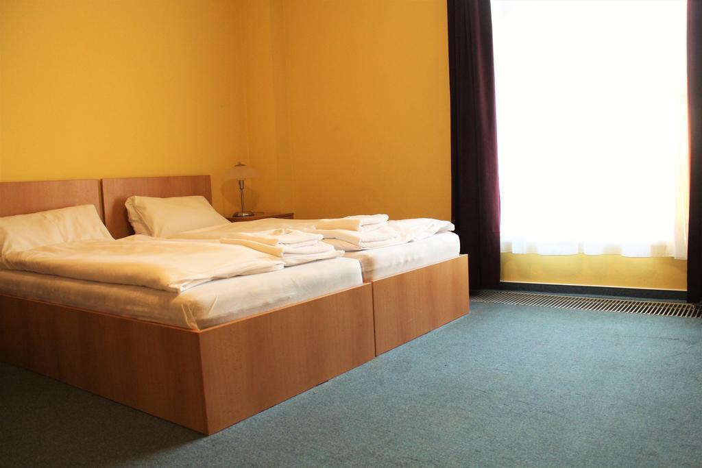 A3 Hotel Ceske Budejovice Room photo